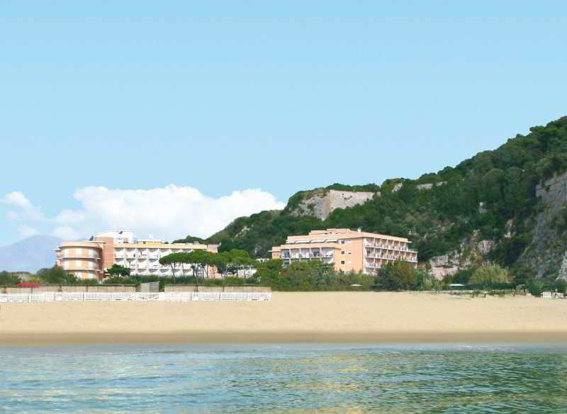 Hotel Serapo Gaeta Esterno foto