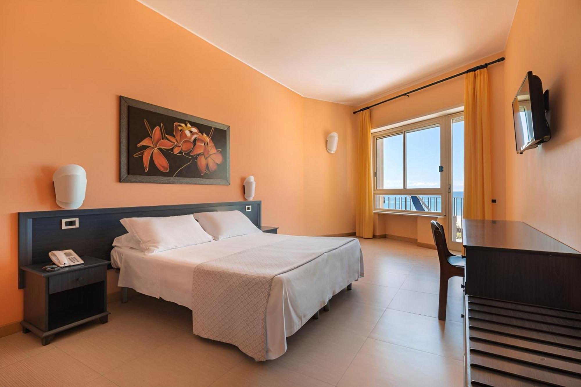 Hotel Serapo Gaeta Esterno foto