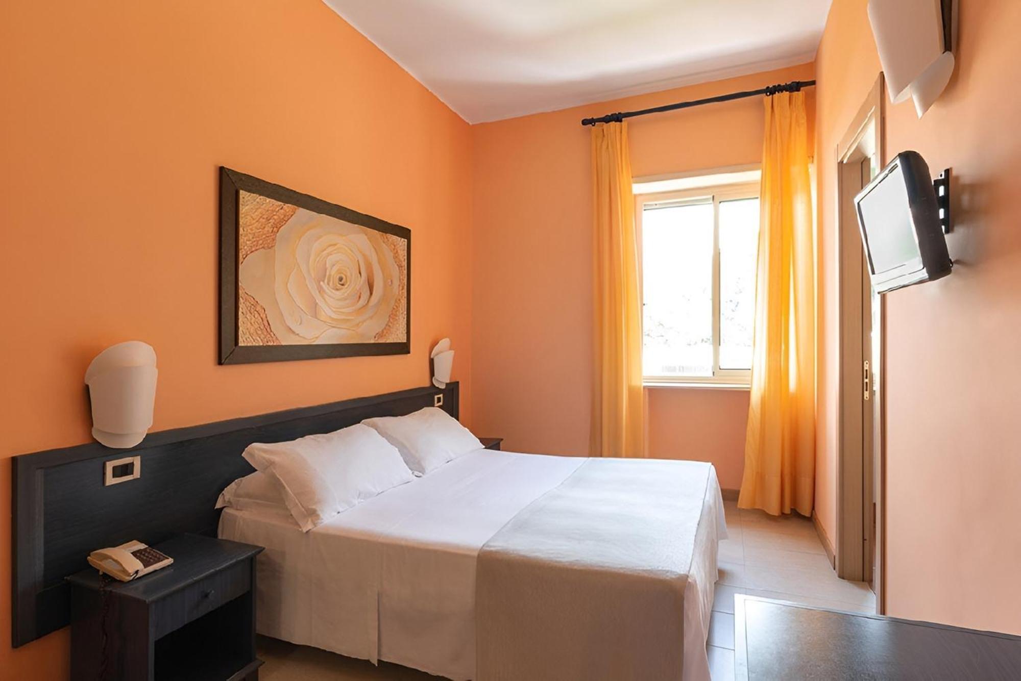 Hotel Serapo Gaeta Esterno foto