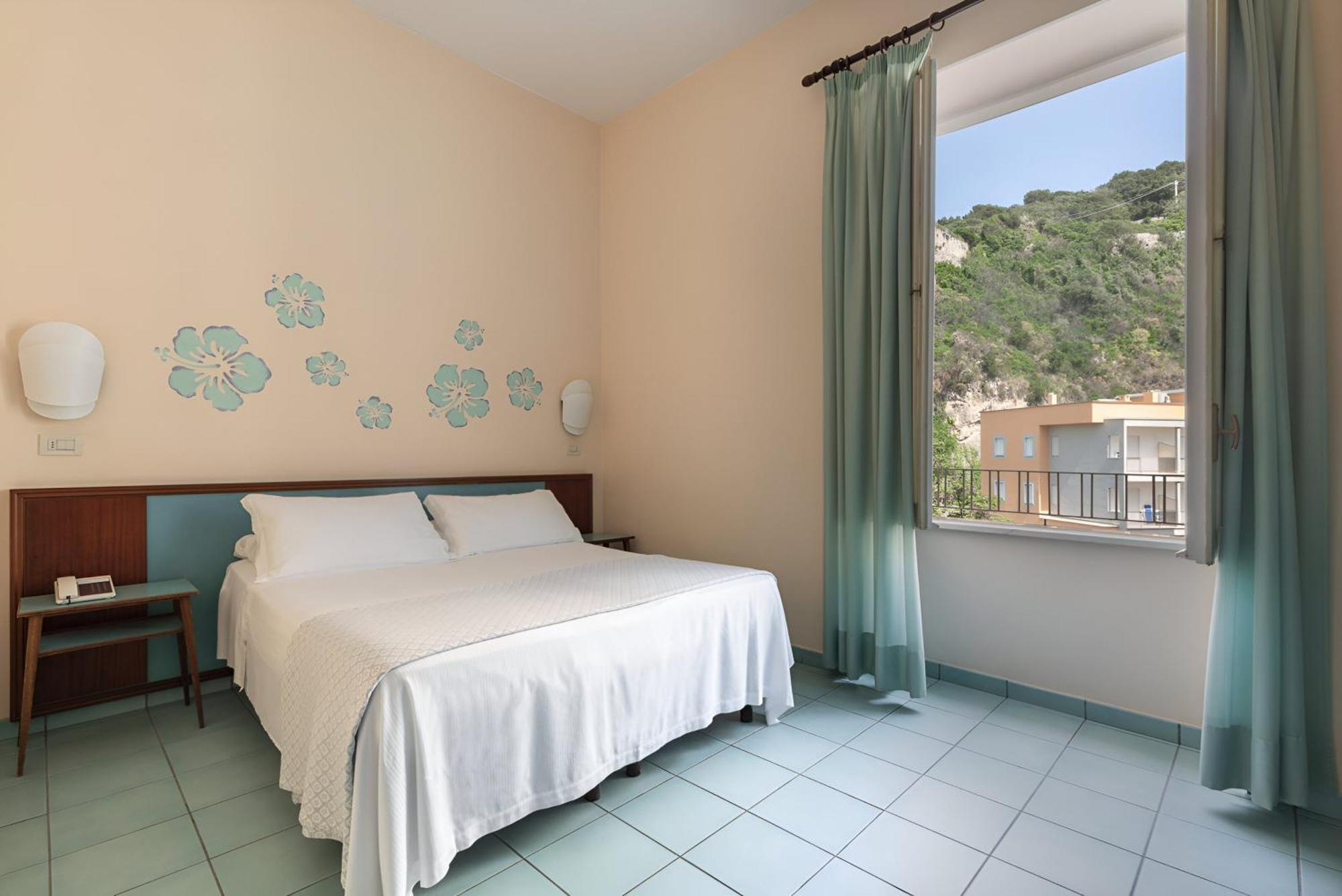 Hotel Serapo Gaeta Esterno foto