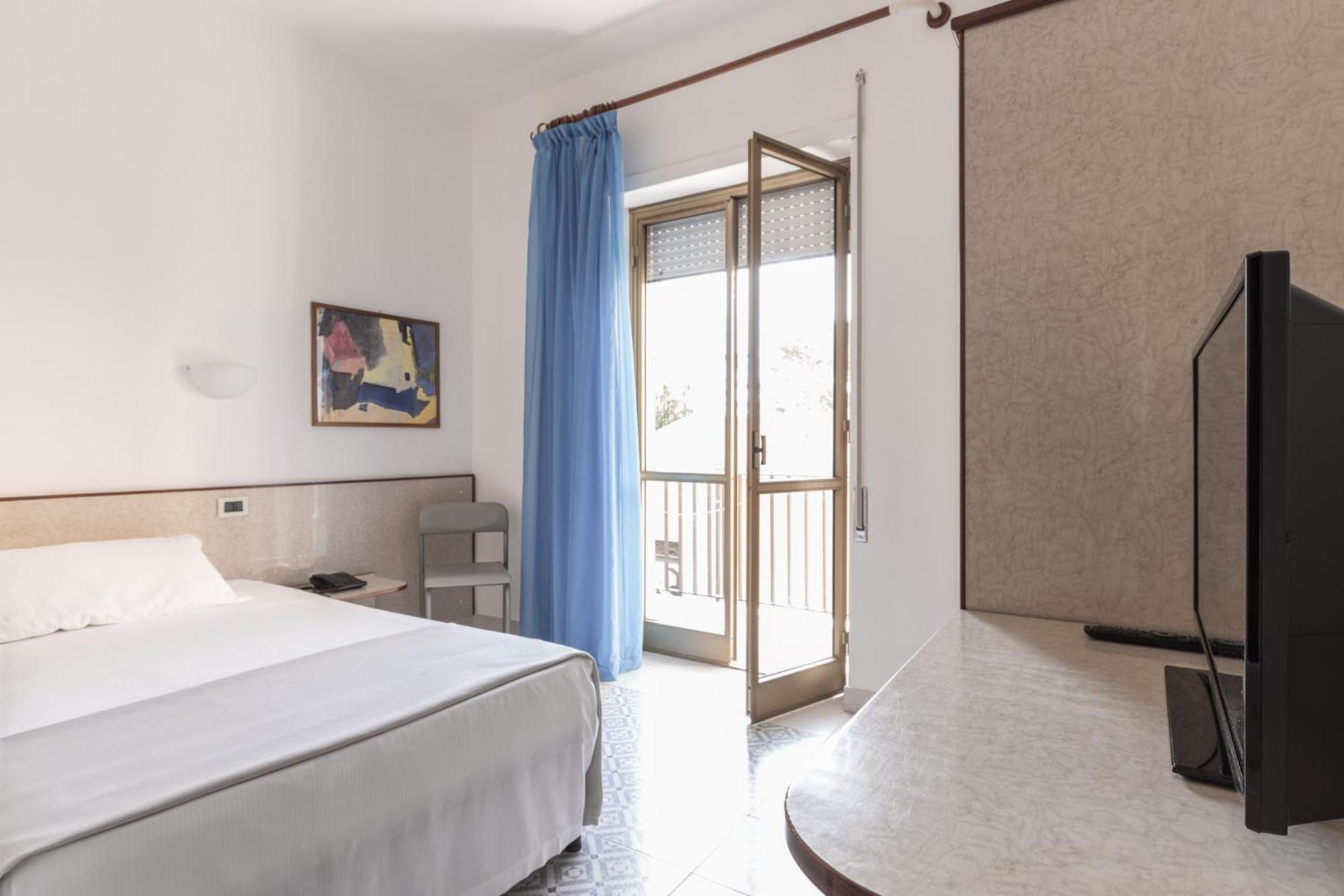 Hotel Serapo Gaeta Esterno foto